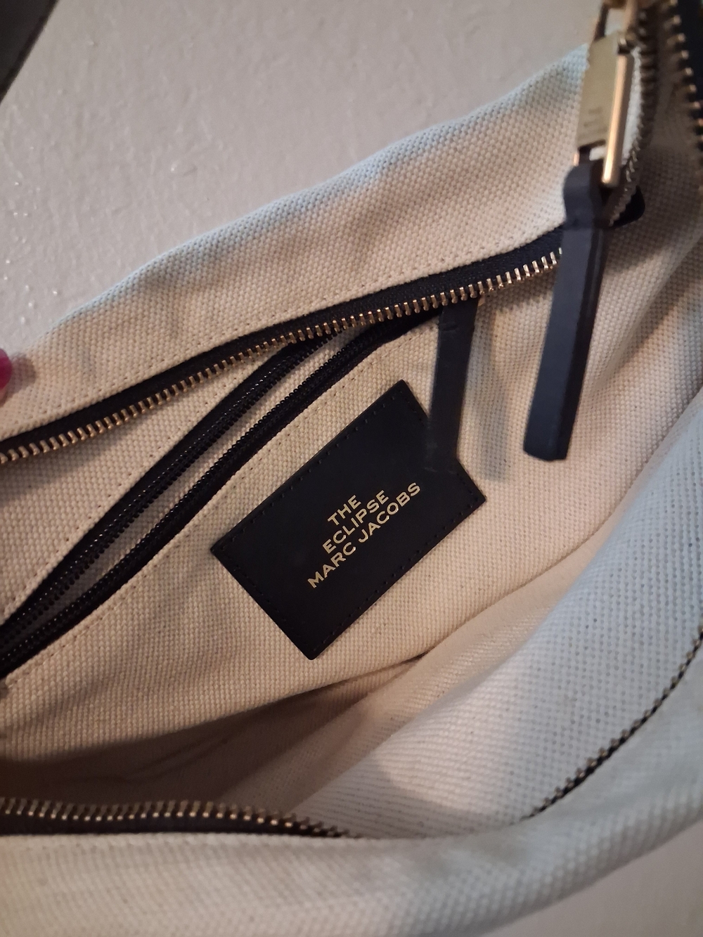 MARC JACOBS The Eclipse Shoulder Bag Color: Beige/Dust - Picture 2 of 6